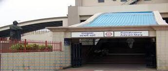 R K Ashram Marg Metro Station Advertising Company, R K Ashram Marg Metro Station Branding in  Delhi, Back Lit Panel Metro Station Advertising in R K Ashram Marg Delhi